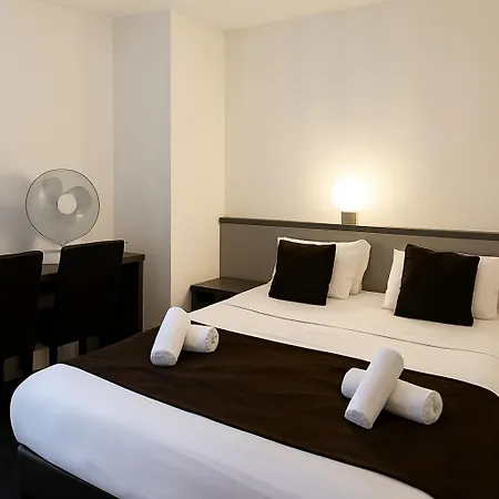 & Gil De France Cap D'agde Agde