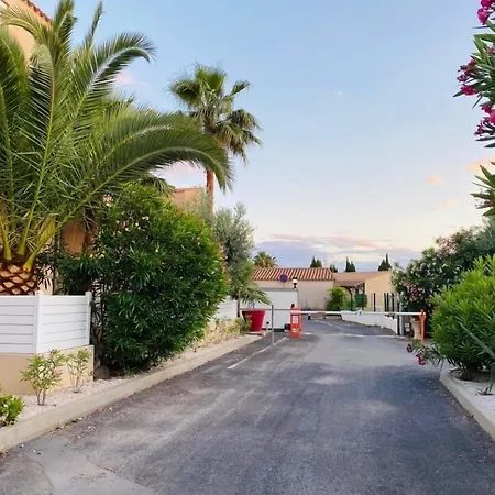 & Gil De France Cap D'agde Szálloda Agde