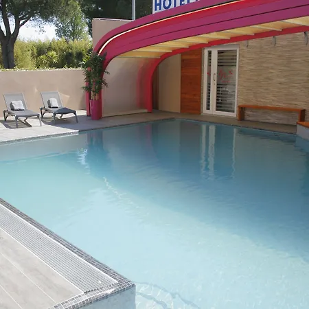 & Gil De France Cap D'agde Hotel