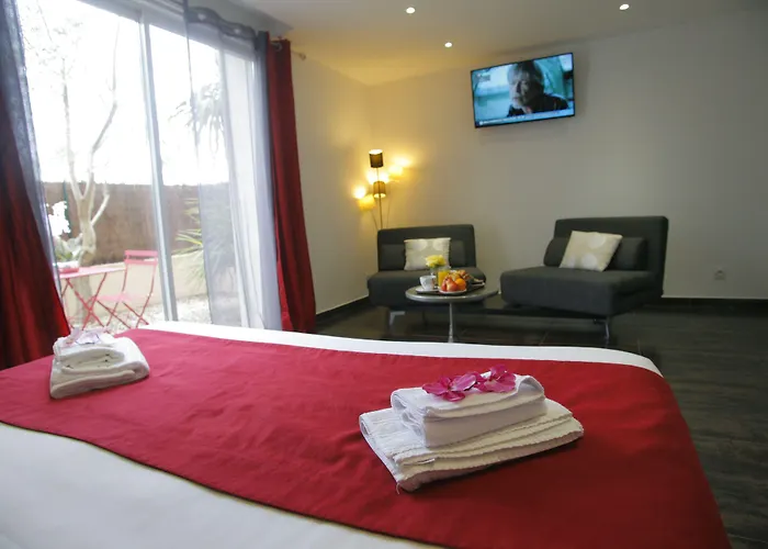 & Gil De France Cap D'agde Agde