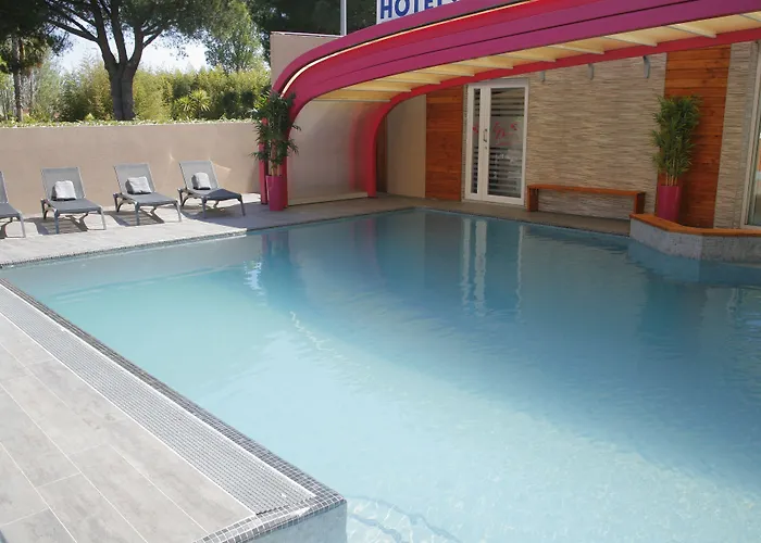 & Gil De France Cap D'agde Hotell