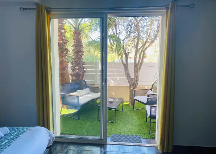 & Gil De France Cap D'agde Agde