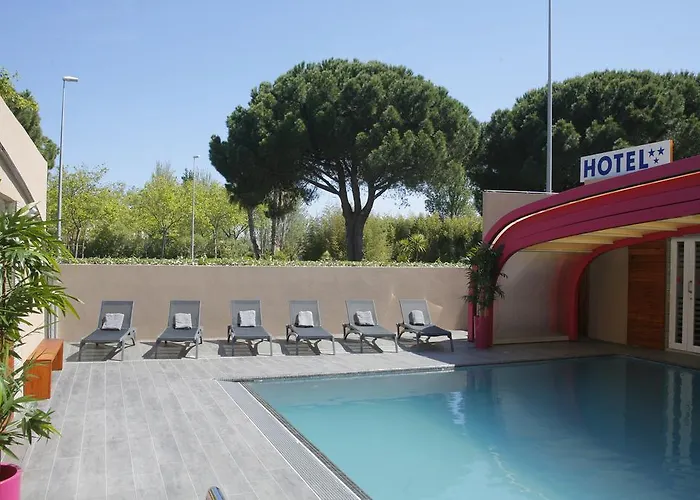 & Gil De France Cap D'agde